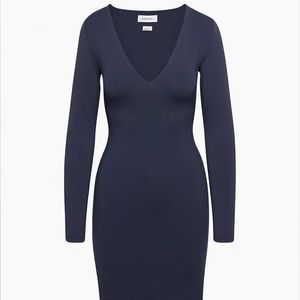 Babaton- Contour V-Neck Longsleeve Dress